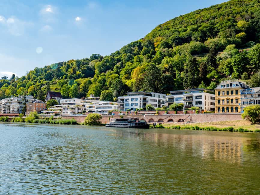 Heidelberg: Neckar River Sightseeing Boat Tour with Drink - Commentary, languages, and what you will learn