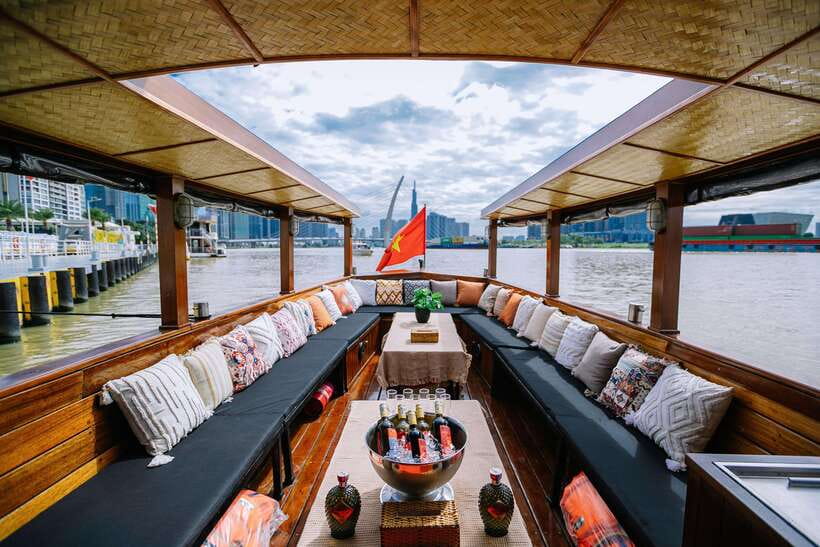 Ho Chi Minh City: Saigon River Boutique Cruise - Hotel Majestic and Nguyen Hue from the river