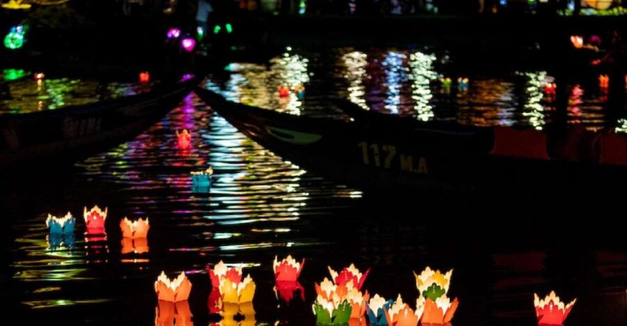 Hoi An : Hoai River Boat Trip by Night and Floating Lantern - Practical tips for a smoother evening