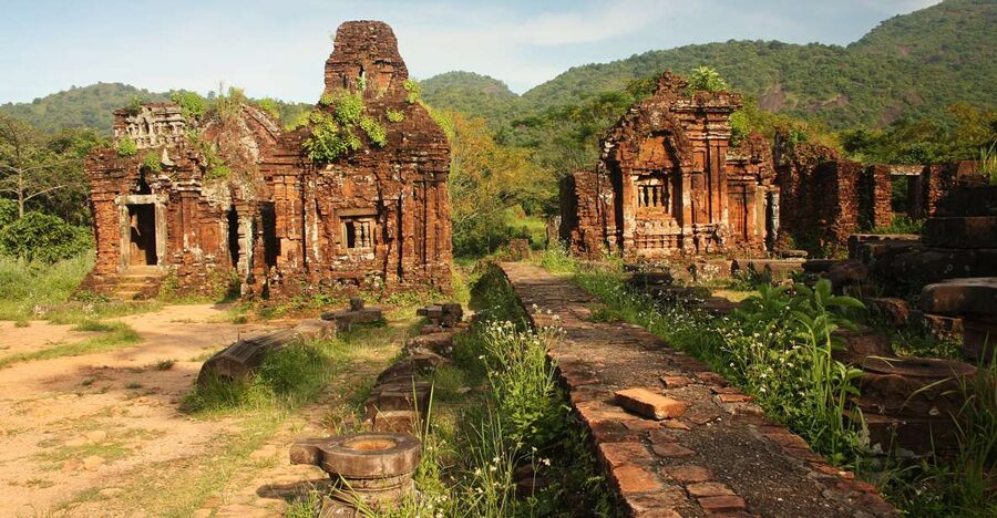 Hoi An: My Son Sanctuary and Thu Bon River Boat Trip - Walking through the temple groups