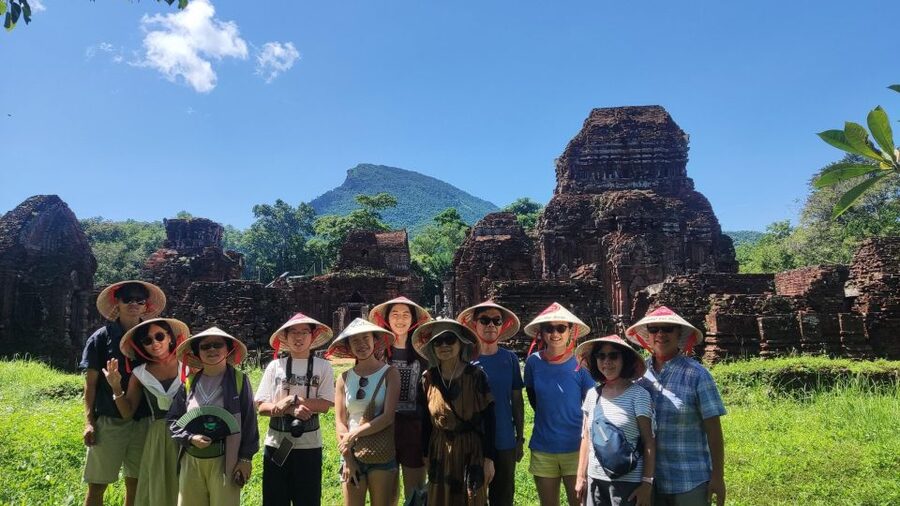 Hoi An: My Son Sanctuary and Thu Bon River Boat Trip - Morning lunch at a local home