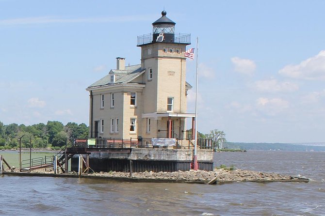 Hudson River Sightseeing Cruise from Kingston - A calm look at the Hudson from Kingston