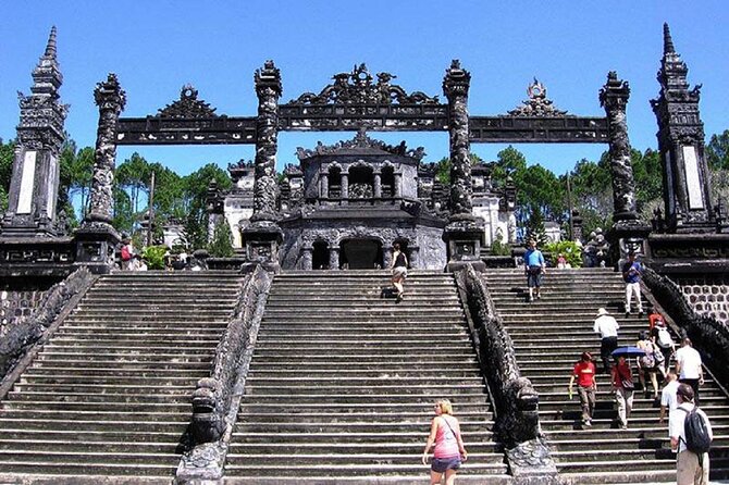Hue Half Day Tour With Optional Dragon Boat on Perfume River - Choosing between Minh Mang, Khai Dinh, and Tu Duc