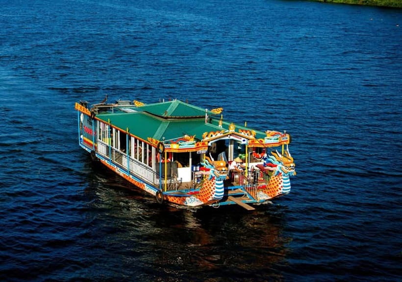 Hue: Perfume River Dinner Cruise with Traditional Show - Arriving at 49 Le Loi Street