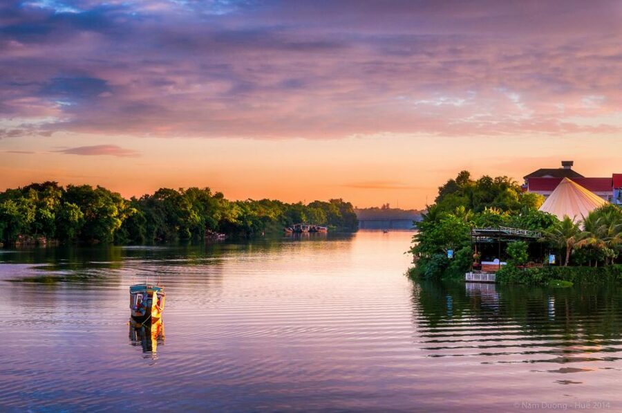 Hue: Sunset Cruise along Perfume River - Thien Mu Pagoda and the Ha Khe Hill viewpoint