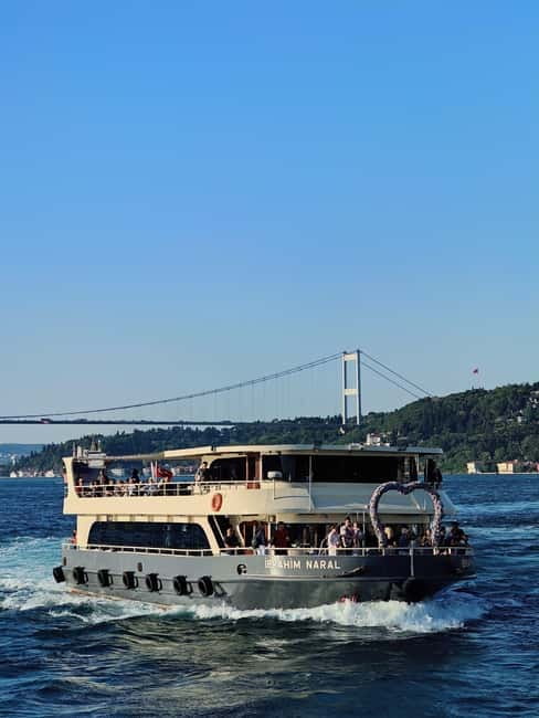 Istanbul Bosphorus: 3-Hour Day Cruise's with Asian Side Stop - Starting from Eminönü or Karaköy