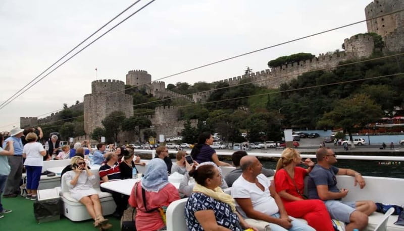 Istanbul: Bosphorus Cruise, Golden Horn, & Pierre Loti Hill - The guide can shape the whole afternoon