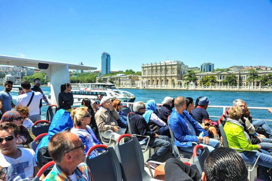 Istanbul: Bosphorus Cruise w/Audio Guide and Sunset Option - Key points to know before you book