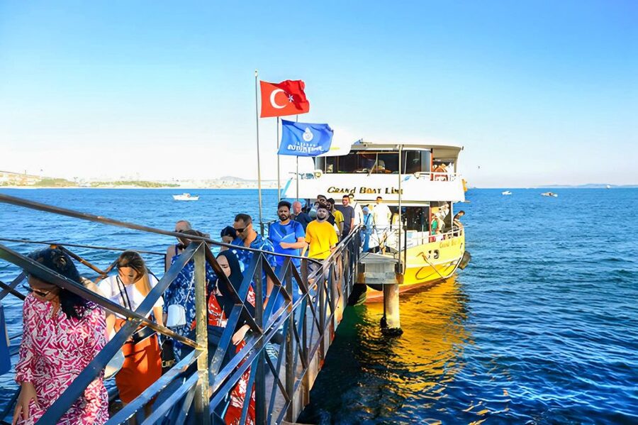 Istanbul: Bosphorus Cruise w/Audio Guide and Sunset Option - Why this cruise earns its place in an Istanbul plan