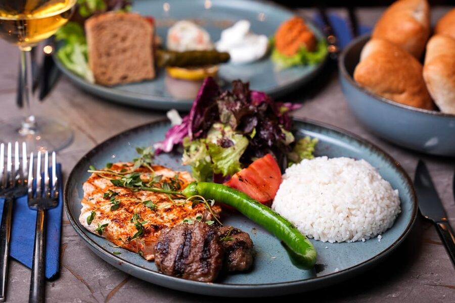 Istanbul: Bosphorus Cruise with Dinner Show - Key points to know before booking