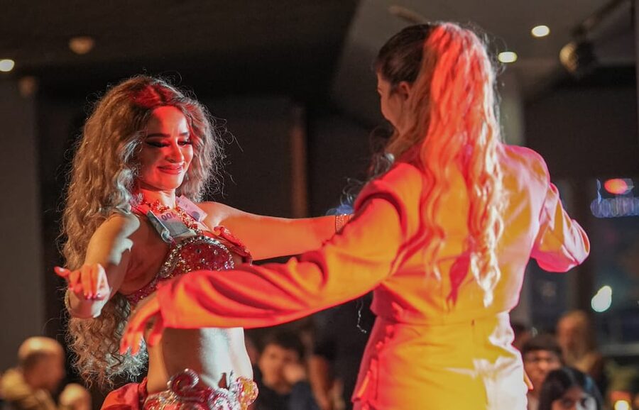 Istanbul: Bosphorus Cruise with Dinner Show - Rumeli Fortress and the Asian shore