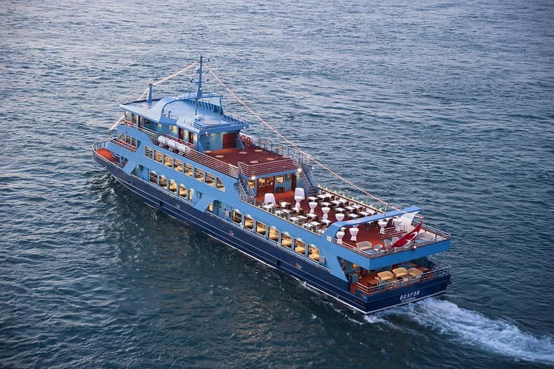 Istanbul: Bosphorus Dinner Cruise & Turkish Night Show - Pickup, boarding, and the first hour