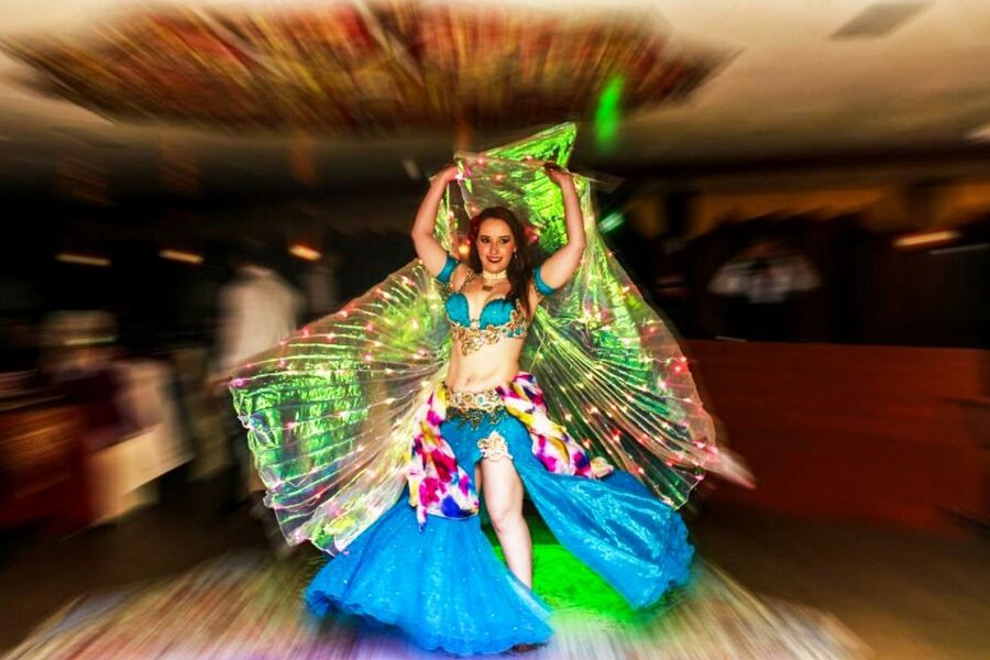 Istanbul: Bosphorus Dinner Cruise w/ Drinks & Entertainment - Turkish dances, belly dancing, and the DJ