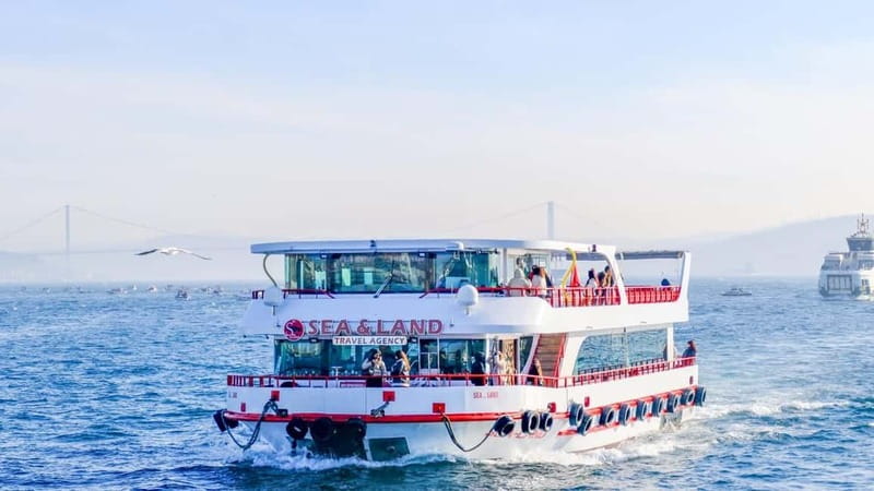 Istanbul: Bosphorus Sightseeing Cruise Tour with Audio Guide - Quick reasons to book this Bosphorus cruise