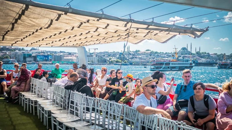 Istanbul: Bosphorus Sightseeing Cruise Tour with Audio Guide - What the audio guide is really like