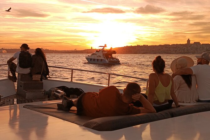 Istanbul Bosphorus Sunset Cruise on Luxury Yacht - Why a Sunset Cruise Works So Well in Istanbul