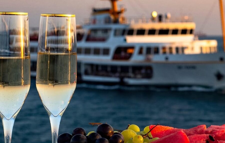 Istanbul: Bosphorus Sunset Cruise with Drinks & Snack - From Kabataş to the Bosphorus