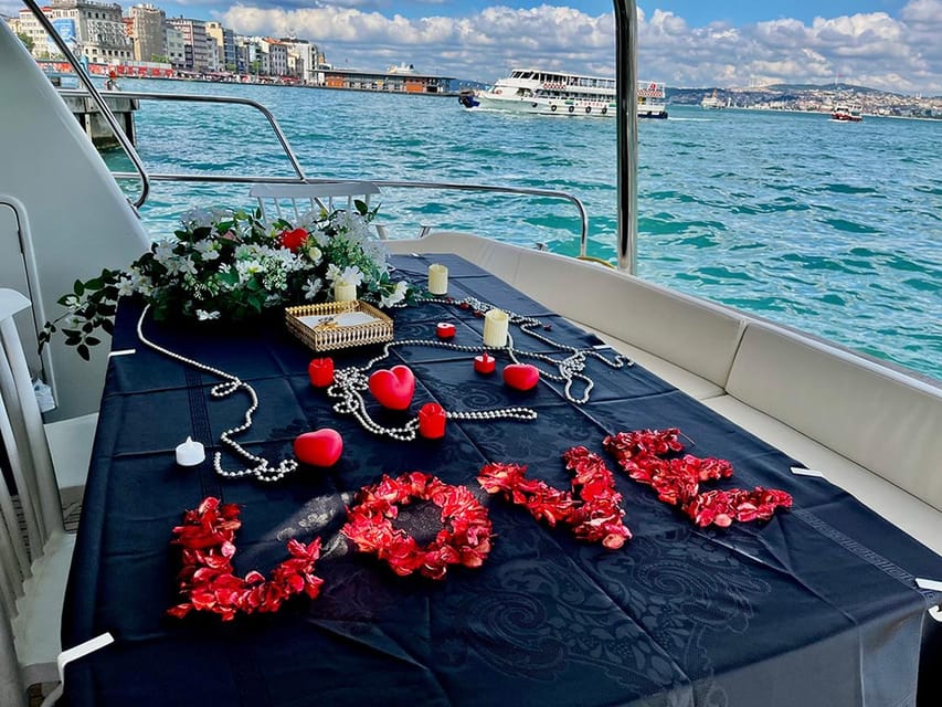 Istanbul: Bosphorus Yacht Cruise at Sunset with Snacks - Maiden’s Tower and the return toward city lights