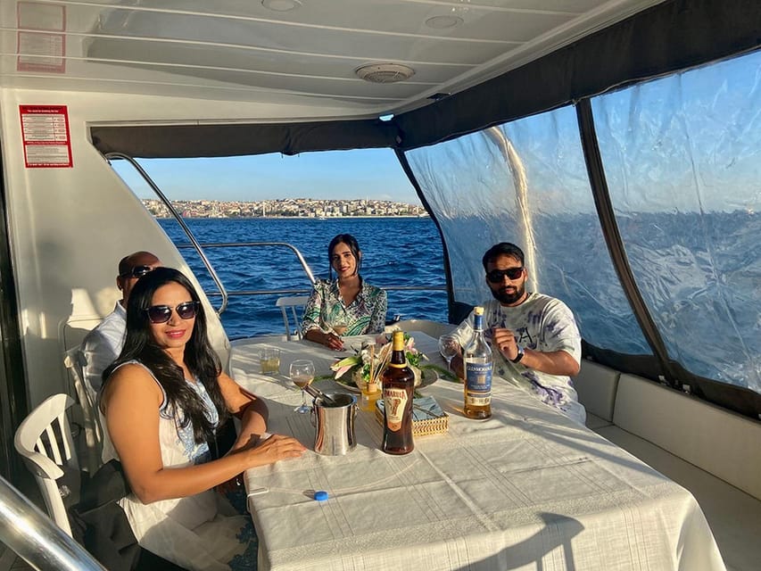 Istanbul: Bosphorus Yacht Cruise at Sunset with Snacks - The guide and the feel of the service