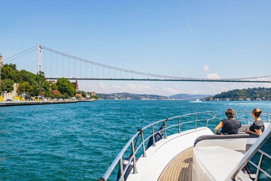 Istanbul: Bosphorus Yacht Cruise with Stopover on Asian Side - Key points to know before you book