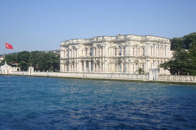 Istanbul Two Continents Tour By Bus And Bosphorus Cruise - Lunch and Eyup Sultan Mosque
