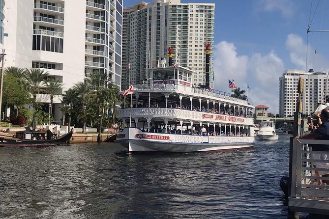 Jungle Queen Riverboat 90-Minute Narrated Sightseeing Cruise in Fort Lauderdale - Why a boat is the smart way to see Fort Lauderdale