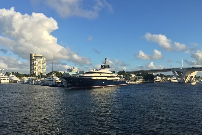 Jungle Queen Riverboat 90-Minute Narrated Sightseeing Cruise in Fort Lauderdale - The final 30 minutes: New River and wider views
