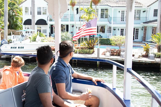Jungle Queen Riverboat 90-Minute Narrated Sightseeing Cruise in Fort Lauderdale - A boat built for easy sightseeing