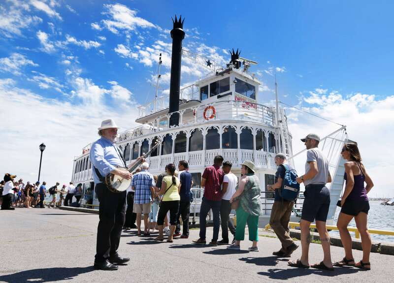 Kingston: Heart of the Thousand Islands Riverboat Cruise - Boarding the Island Queen at Crawford Wharf