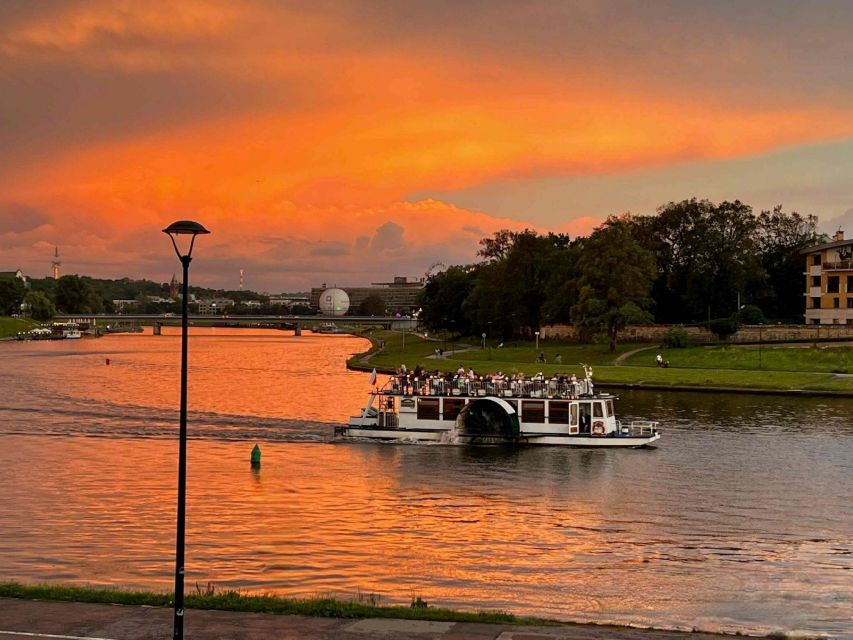 Krakow: 1-Hour Evening Vistula River Cruise - Krakow: 1-Hour Evening Vistula River Cruise at a Glance