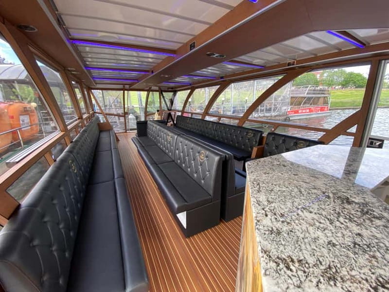 Krakow: Day or Night Vistula River Cruise with Audio Guide - Comfort, access, and the small practical details