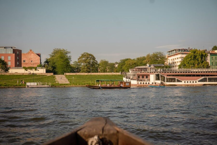 Krakow: Early Bird Vistula River Sightseeing Cruise - Mangha Museum, Bernatek Bridge, and Cricoteka