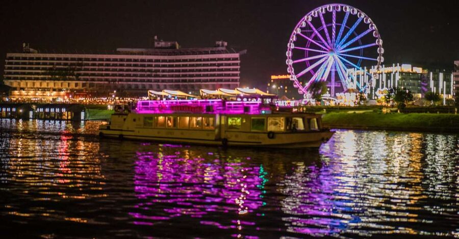 Kraków: Evening or Night River Cruise - Key points to know before sailing