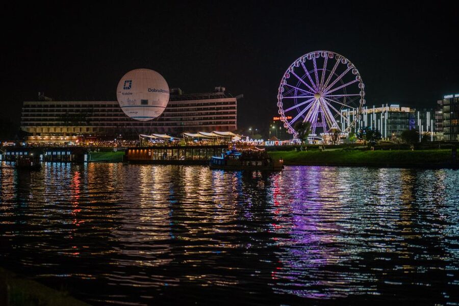 Kraków: Evening or Night River Cruise - Why a night cruise works so well in Kraków