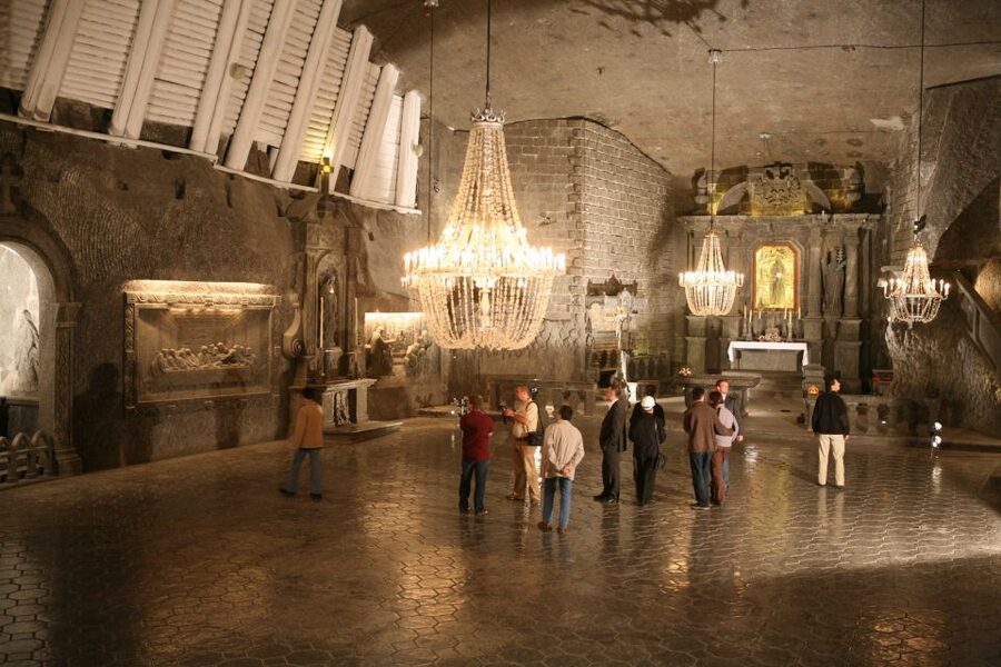 Krakow: Lazy Catamaran River Cruise and Salt Mine Group Tour - Starting Beside the Vistula at Paulińska