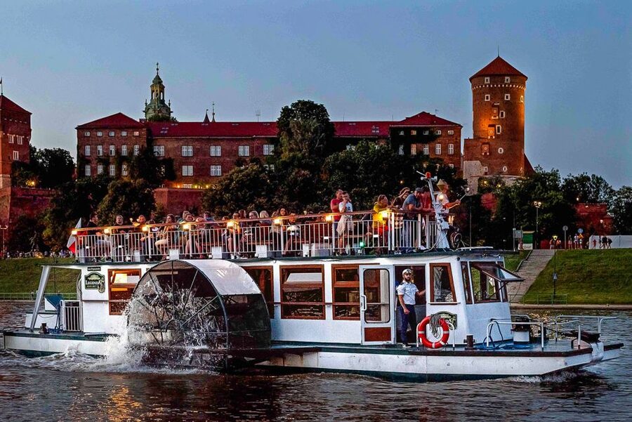 Krakow: Sightseeing Cruise by Vistula River - Why seeing Krakow from the Vistula works