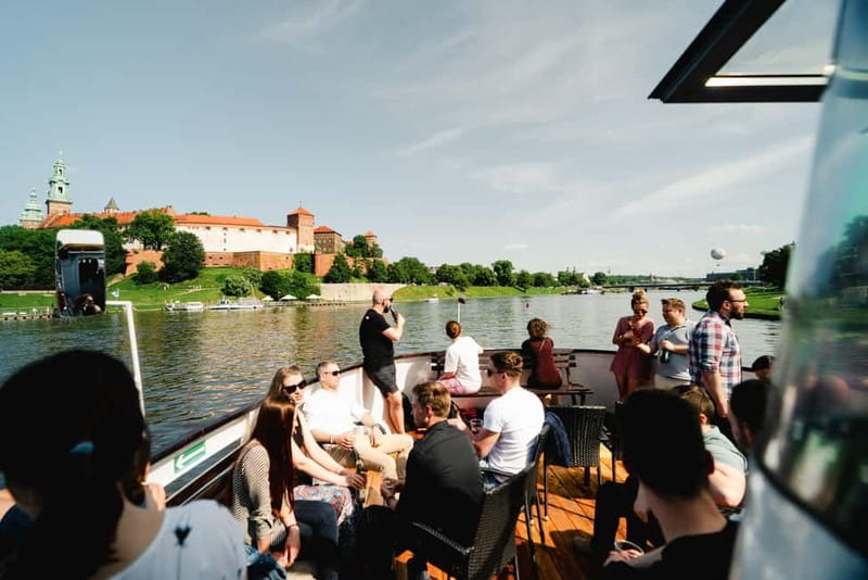 Krakow: Vistula River Sightseeing Cruise with Audio Guide - Key points at a glance