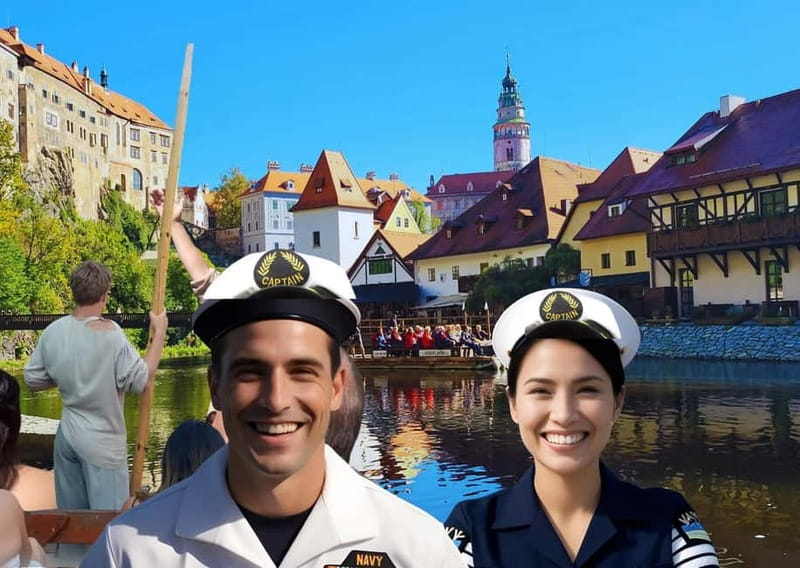 Krumlov's Best Of: River Cruise, Castle Tour & Lunch ☀️| 5h - Starting at Svornosti Square