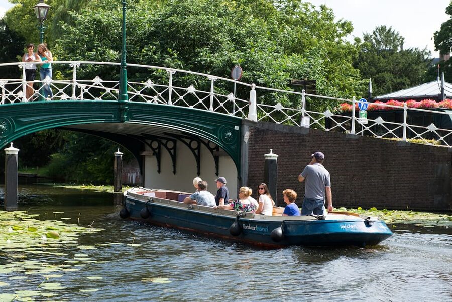 Leiden: Guided City Canal Cruise - Key points to know before boarding