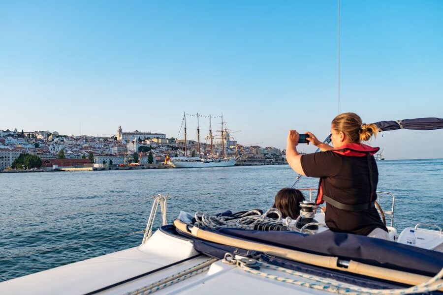 Lisbon: 1 or 2-Hour Cruise along the Tagus River - Who will enjoy this cruise most?