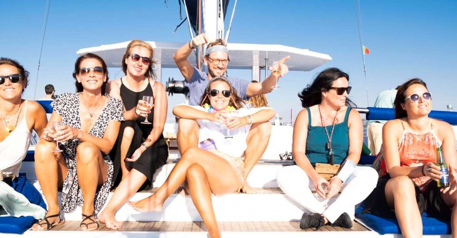 Lisbon: Luxury Private Sailing Boat Cruise on River Tagus - Choosing Between City Sights and Cascais Bay