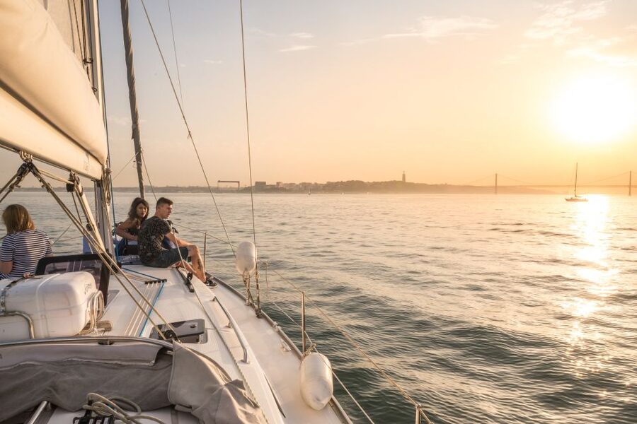 Lisbon: Private Sunset Cruise on the Tagus River with Drink - Key points to know before you book