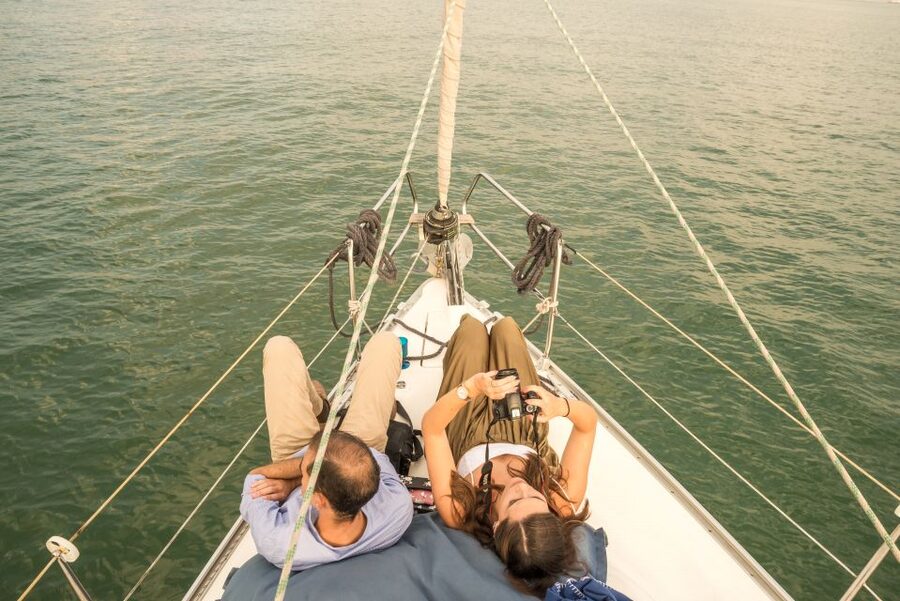 Lisbon: Private Sunset Cruise on the Tagus River with Drink - Praça do Comércio and the view toward São Jorge Castle