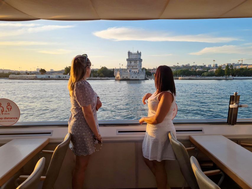 Lisbon: Sunset Cruise with Welcome Drink and Snacks - Drinks, snacks, and onboard atmosphere