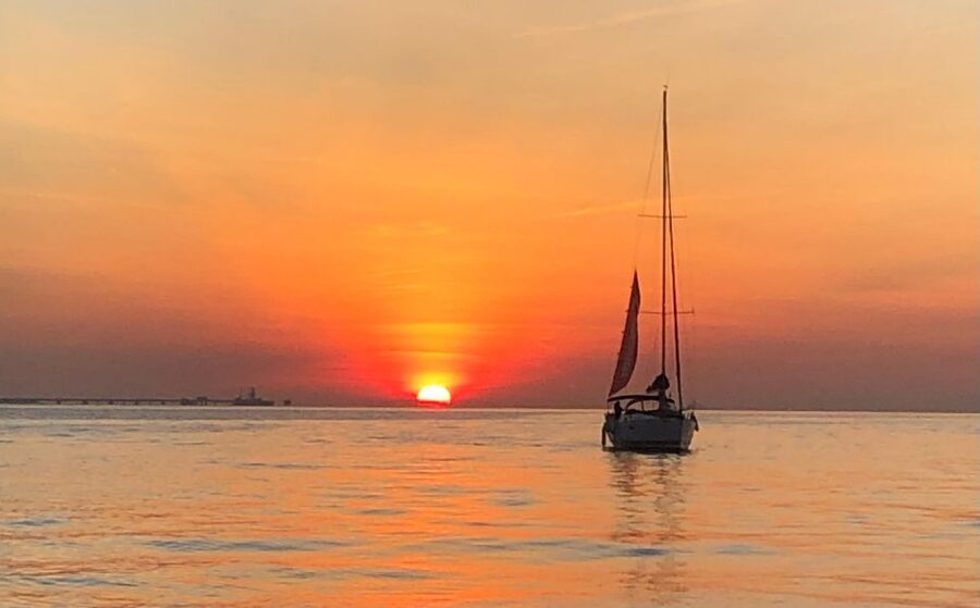 Lisbon: Tagus River Cruise, Morning, Day, Sunset, or Night - Why the Tagus is the right place to see Lisbon