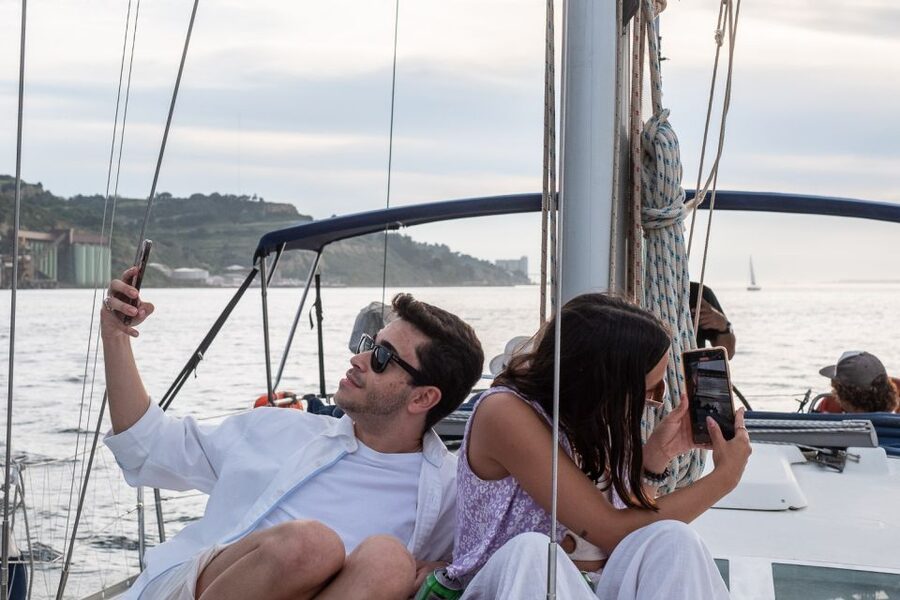 Lisbon: Tagus River Sunset Cruise with Drinks - Key details before you book