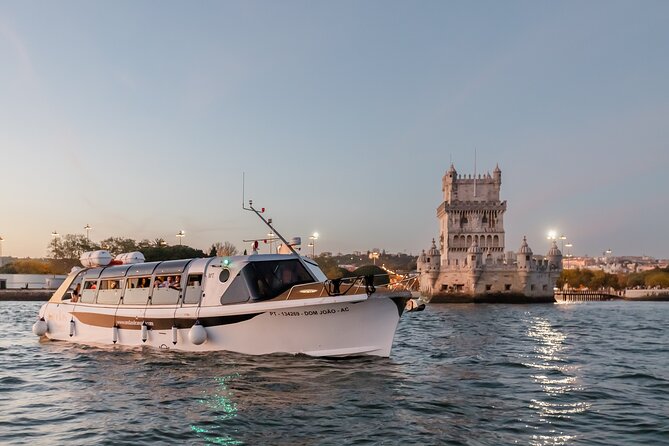 Lisbon – Vinho Verde Wine Premium Boat Experience - Cristo Rei and the far side of the river