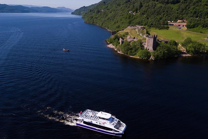Loch Ness and Caledonian Canal 2-Hour Cruise from Dochgarroch - Through the Caledonian Canal and Loch Dochfour