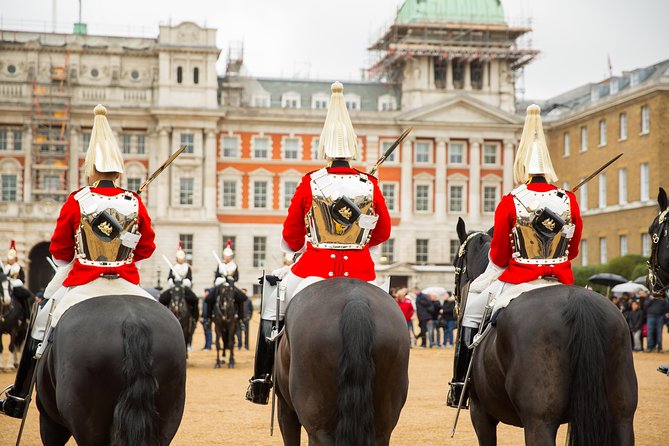 London In One Day Tour with River Cruise & London Eye Option - The morning coach tour: London from the window