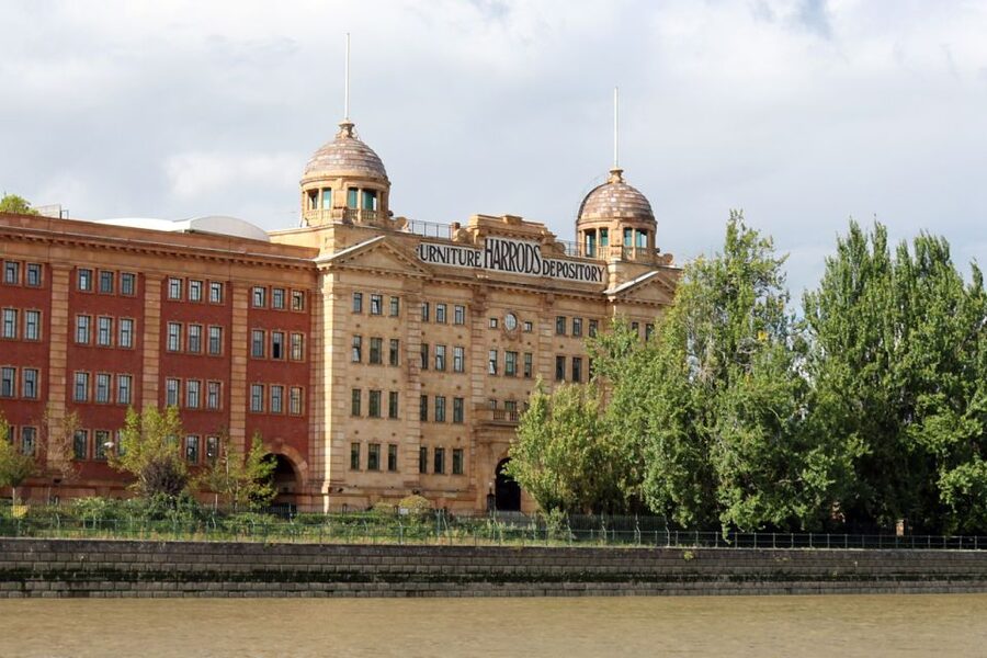 London: Kew to Westminster River Thames Cruise - Starting at Kew Pier beside Kew Bridge